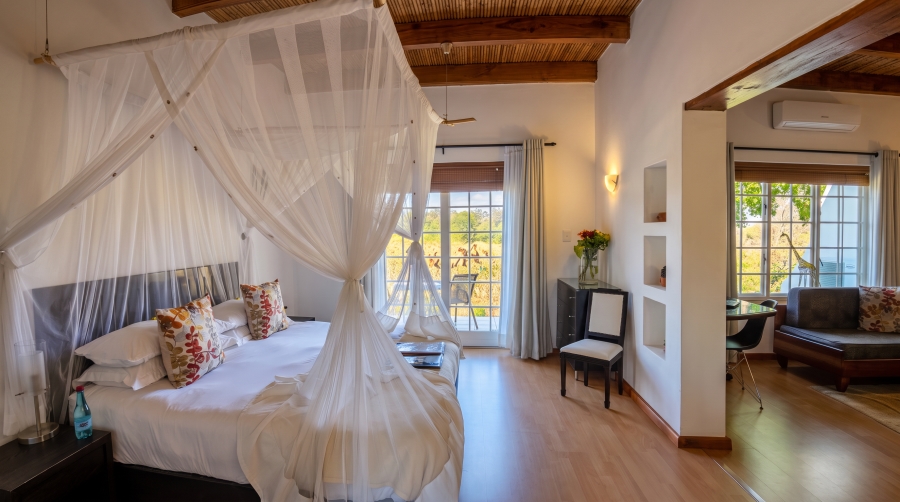 8 Bedroom Property for Sale in Swellendam Western Cape